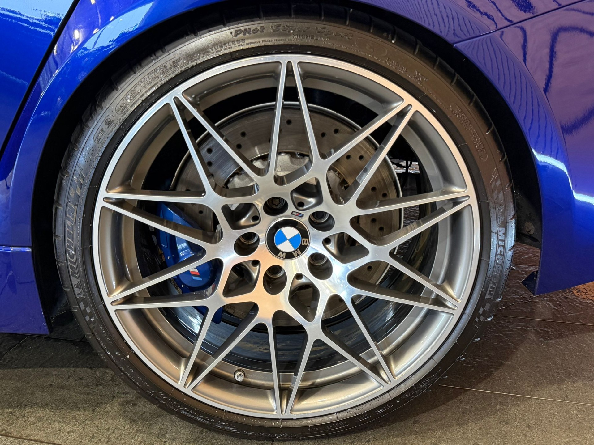 BMW M3 Competition Drivelogic *San Marino Blau*-image-7