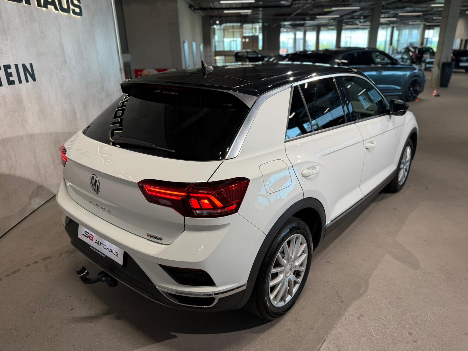 VW T-Roc 2.0 TSI Sport DSG 4Motion-image-10
