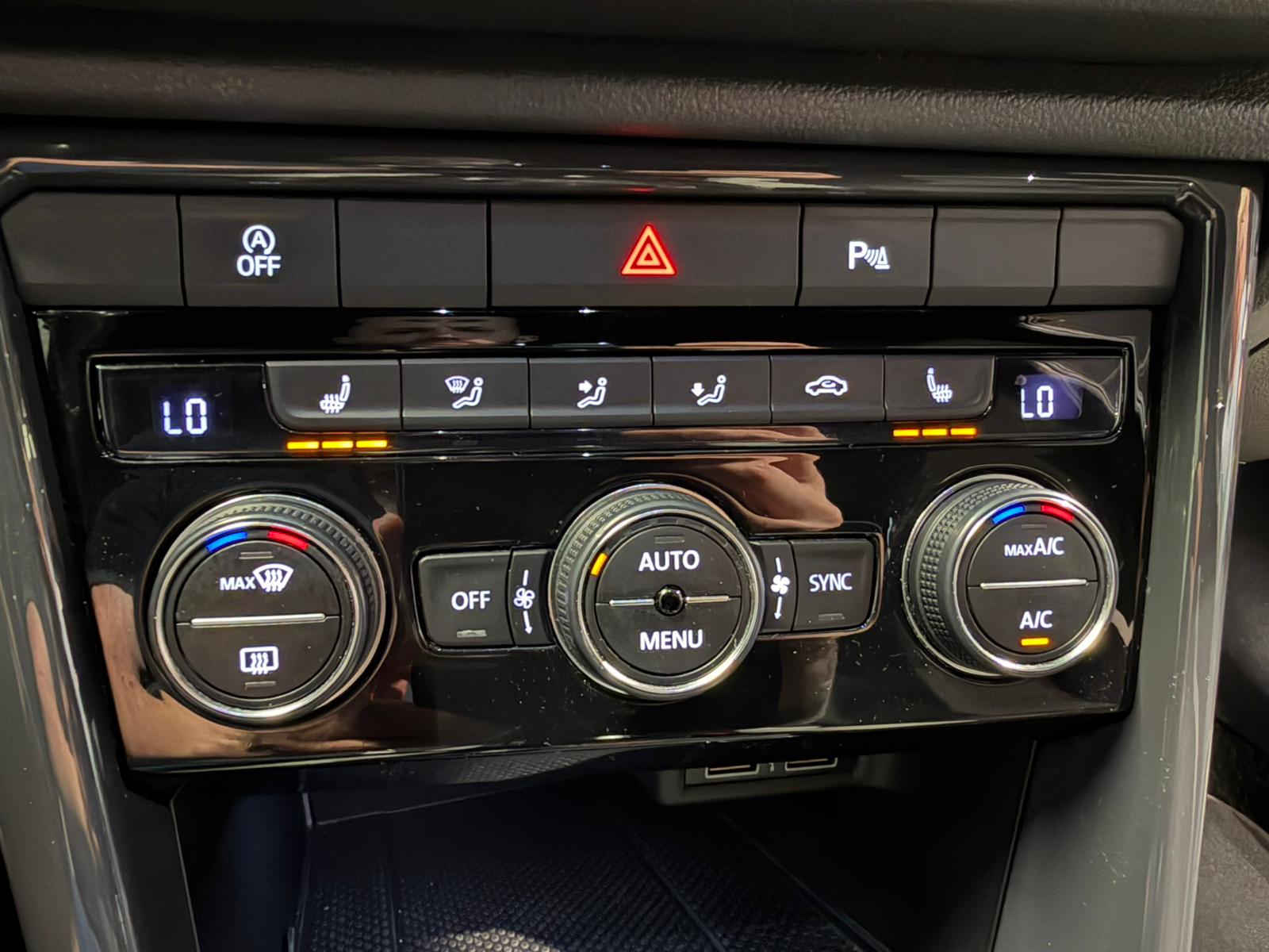 VW T-Roc 2.0 TSI Sport DSG 4Motion-image-23