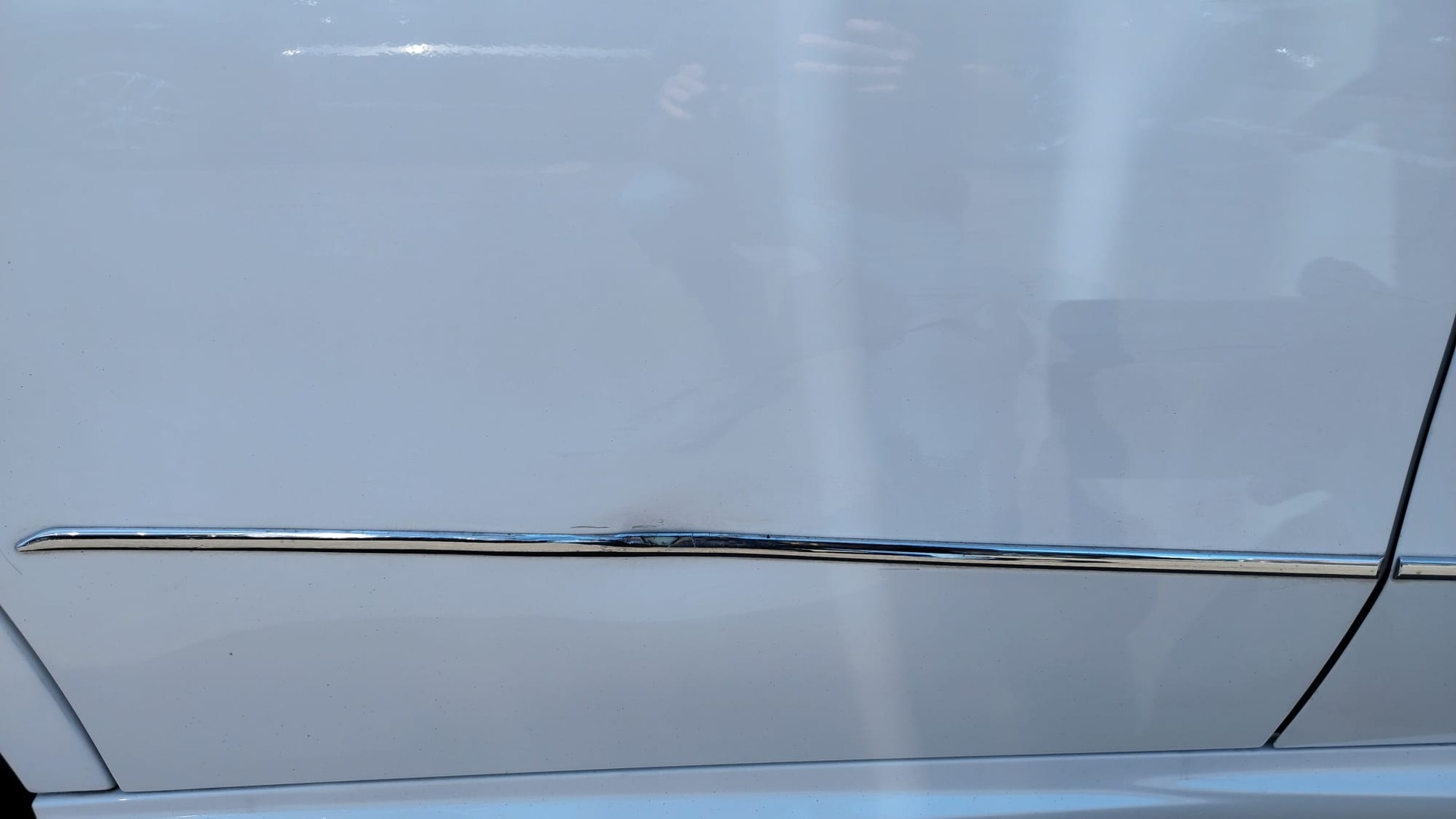 MERCEDES-BENZ E 250 CDI BlueEff. Avantgarde 4Matic 7G-Tronic-image-15