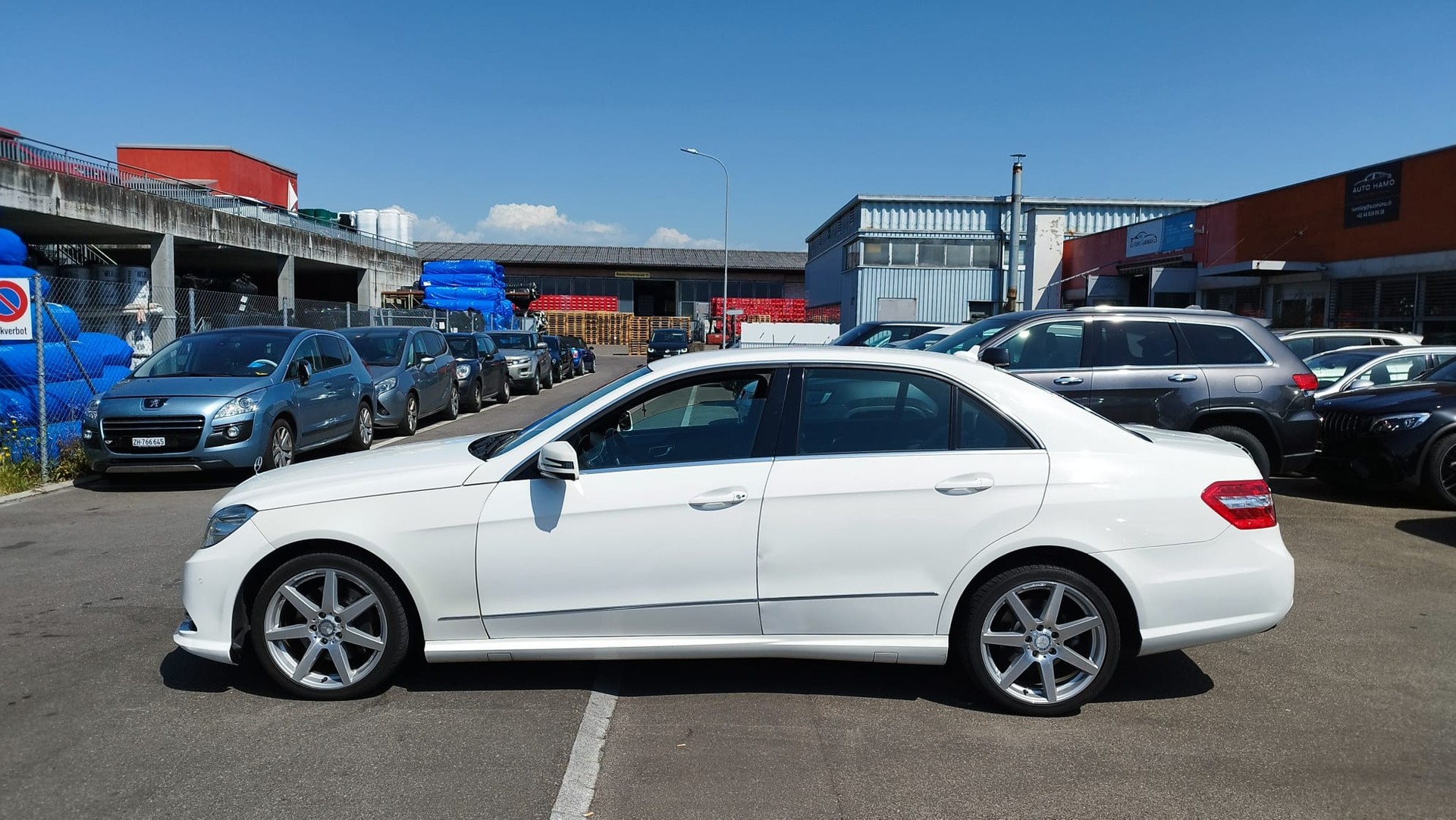 MERCEDES-BENZ E 250 CDI BlueEff. Avantgarde 4Matic 7G-Tronic-image-6