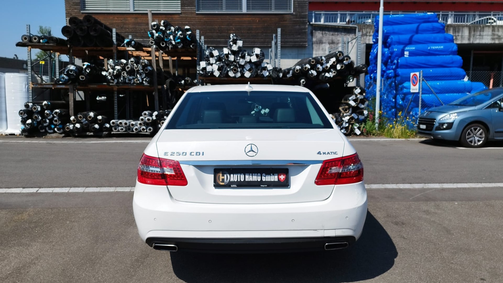 MERCEDES-BENZ E 250 CDI BlueEff. Avantgarde 4Matic 7G-Tronic-image-2