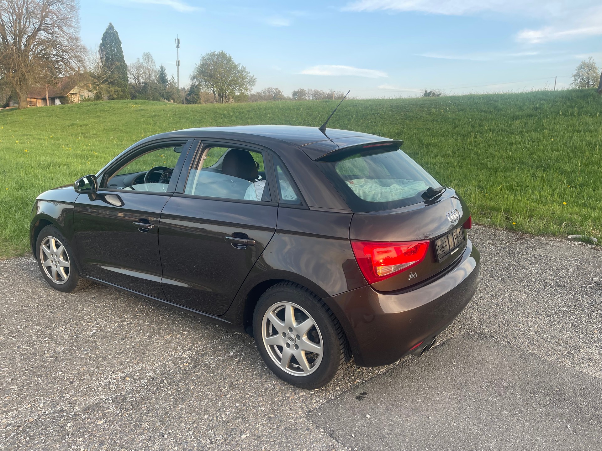 AUDI A1 Sportback 1.4 TFSI Attraction-image-7
