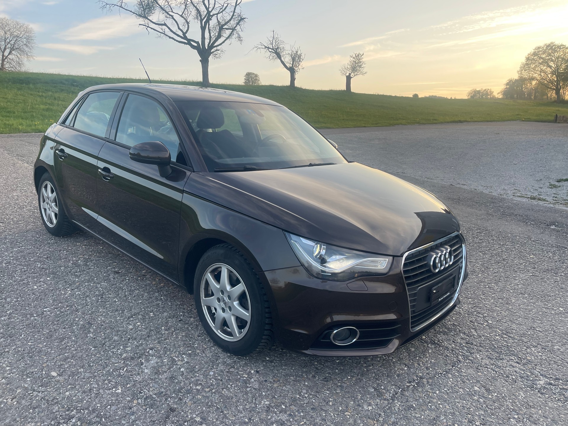 AUDI A1 Sportback 1.4 TFSI Attraction-image-2