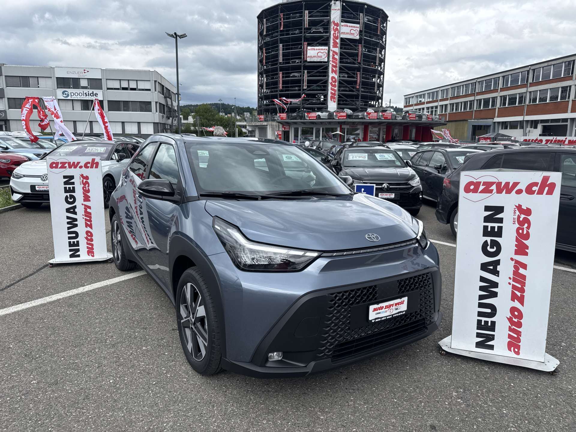 TOYOTA Aygo X 1.5 Comfort NEUES MODELL e-CVT Automat-image-0