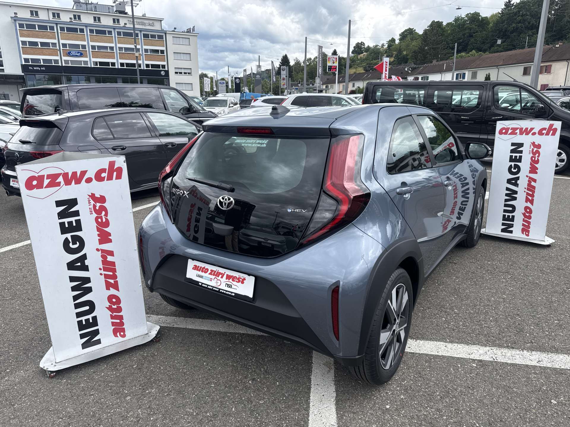 TOYOTA Aygo X 1.5 Comfort NEUES MODELL e-CVT Automat-image-2
