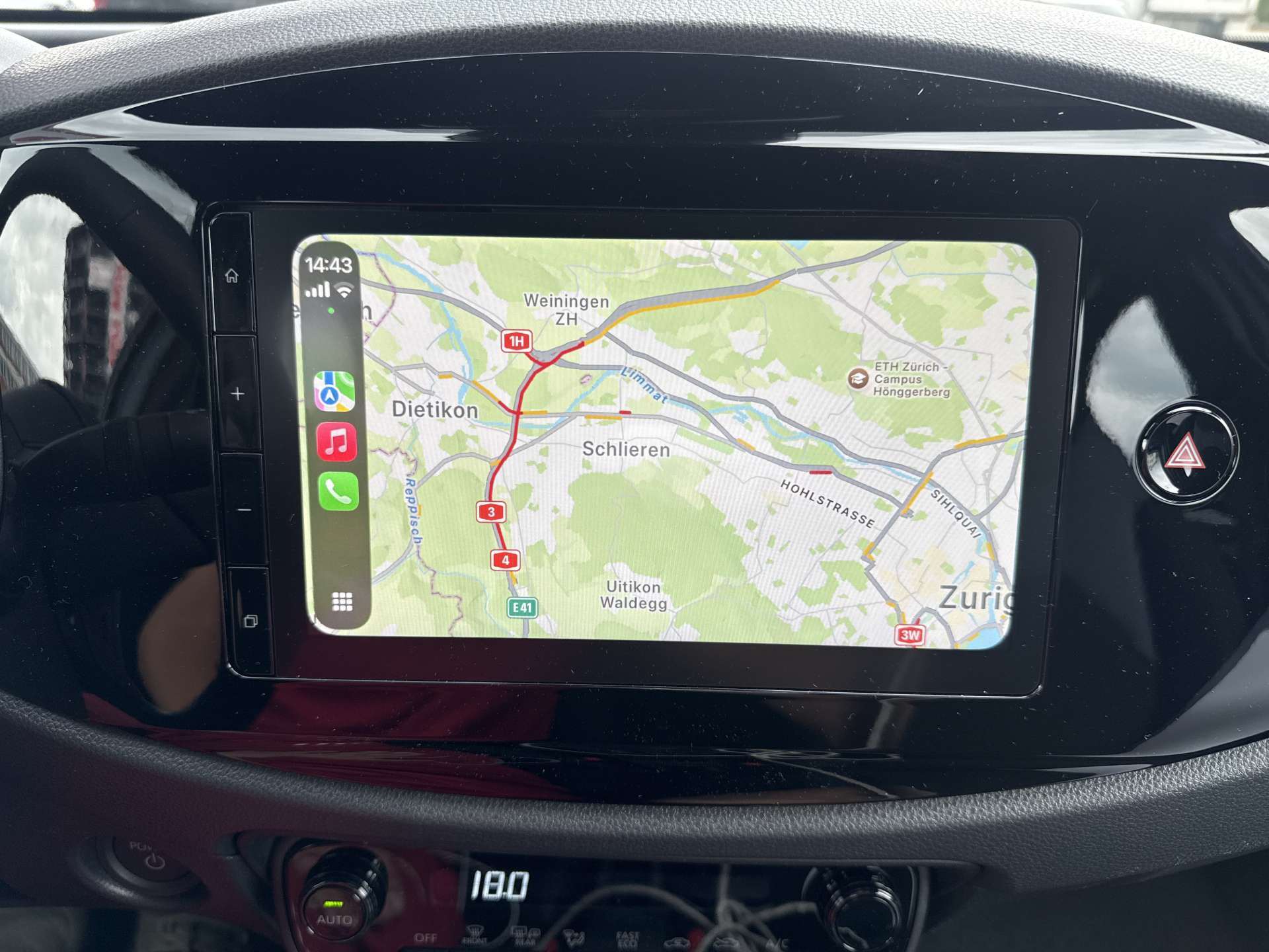 TOYOTA Aygo X 1.5 Comfort NEUES MODELL e-CVT Automat-image-1