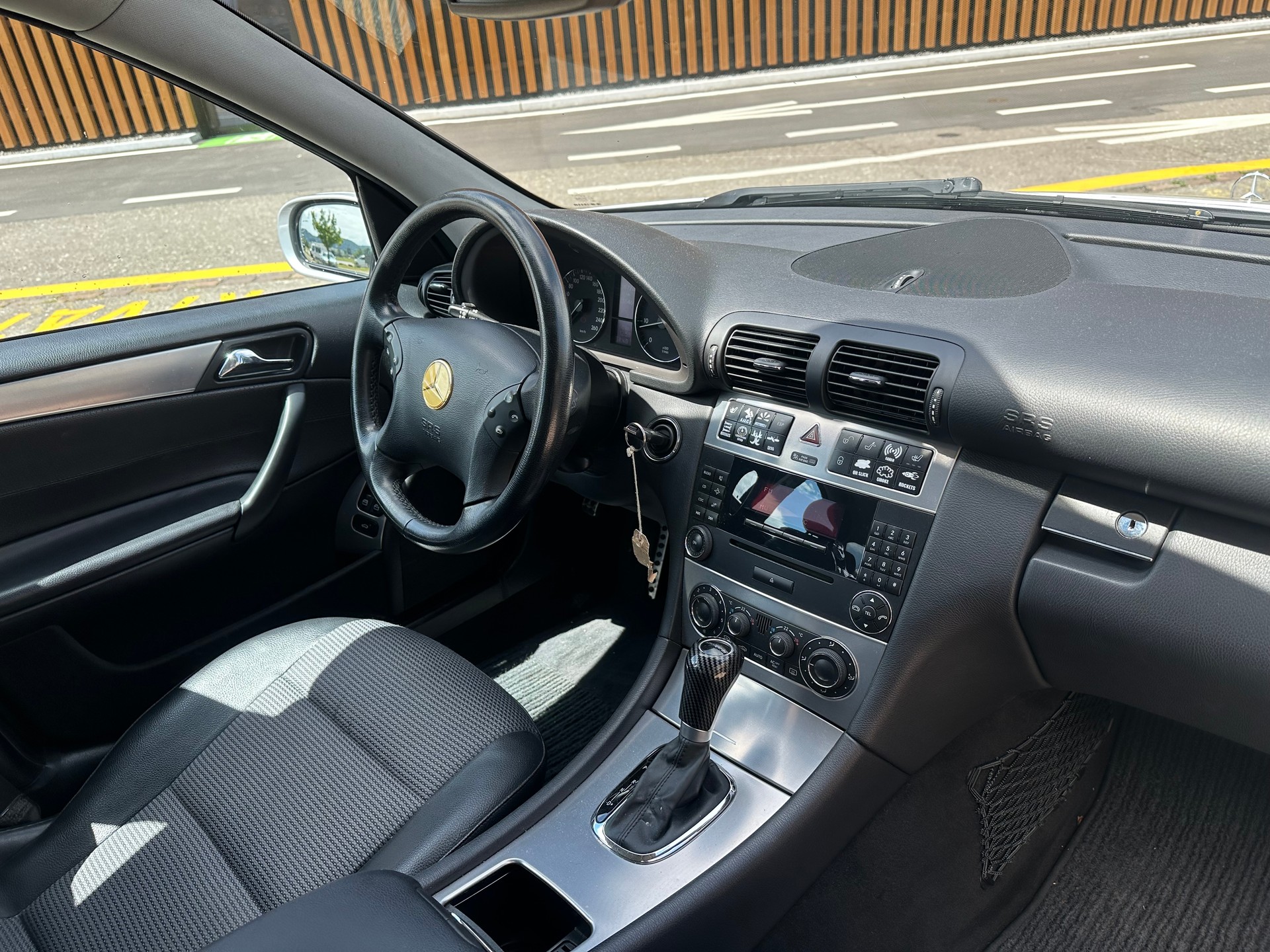MERCEDES-BENZ K-image-13