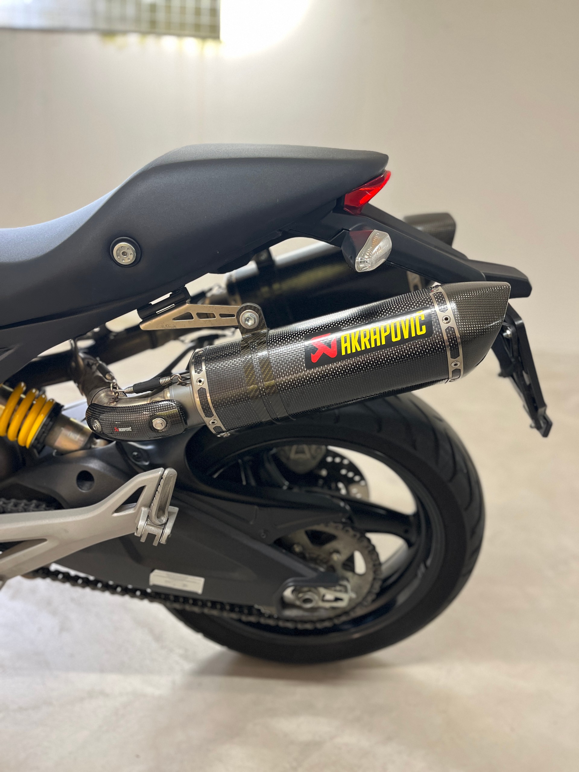 DUCATI Monster 696M ABS (25kW)-image-5