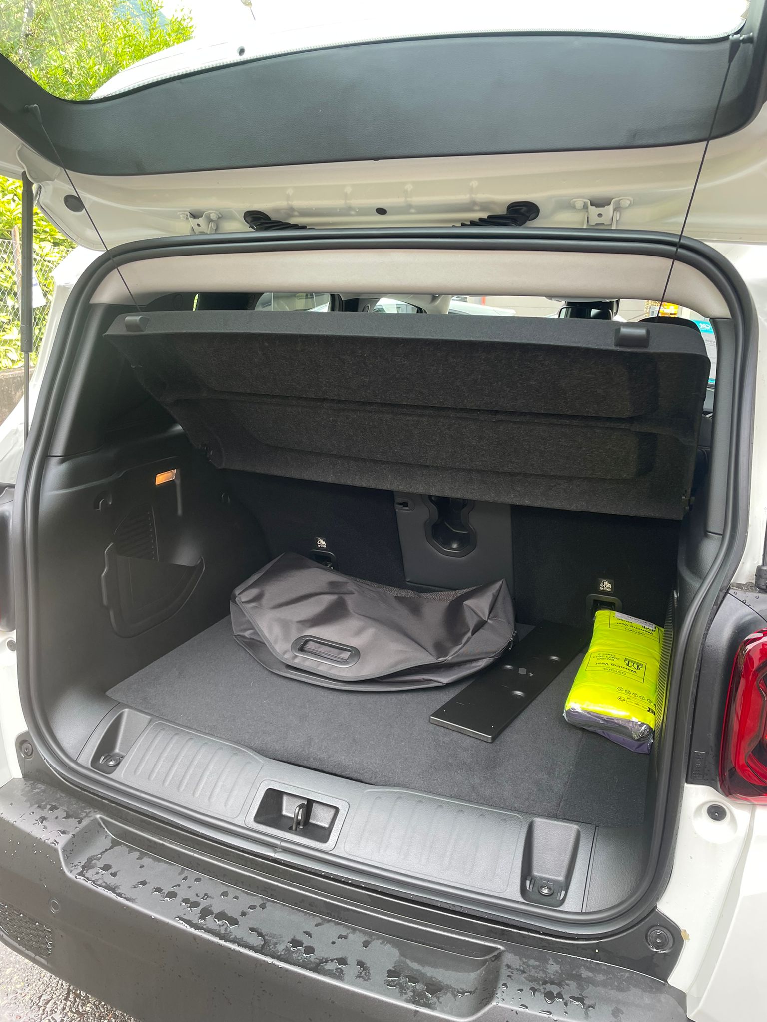 JEEP Renegade 1.3 T PHEV Summit AWD-image-8