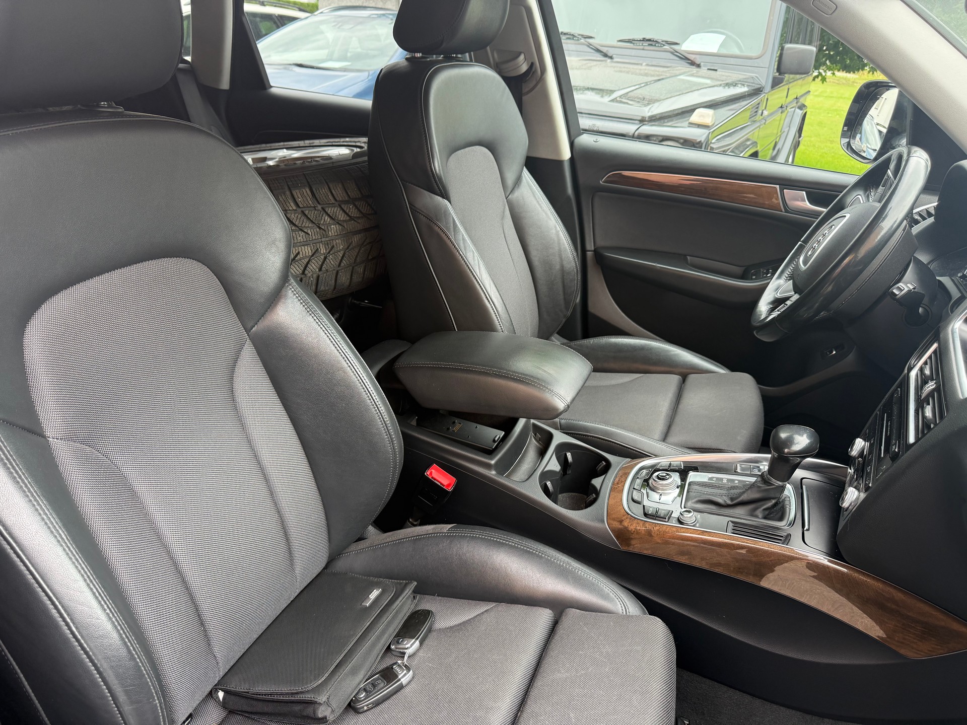 AUDI Q5 2.0 TDI quattro S-tronic-image-11