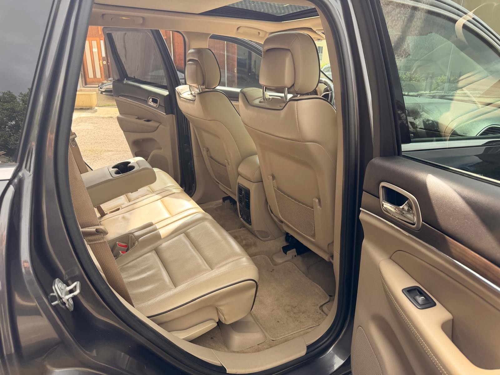 JEEP Grand Cherokee 3.0 CRD Overland Automatic-image-10