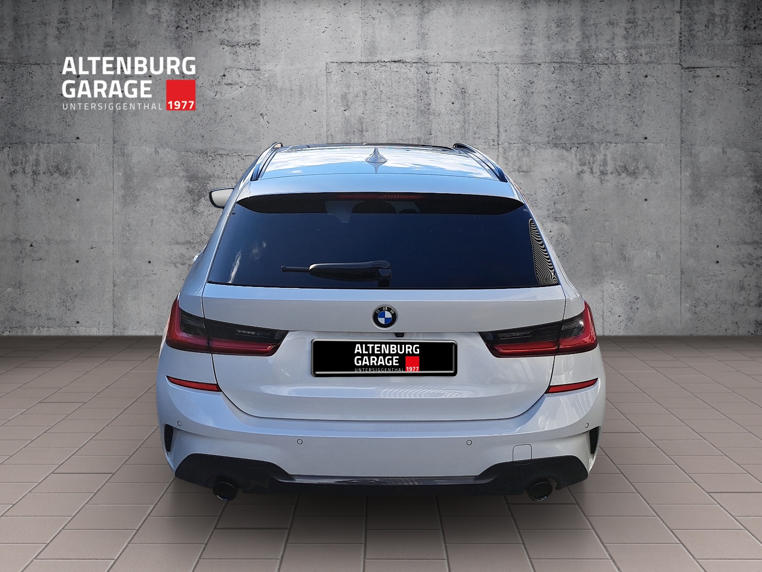 BMW 320d Touring xDrive SAG-image-3