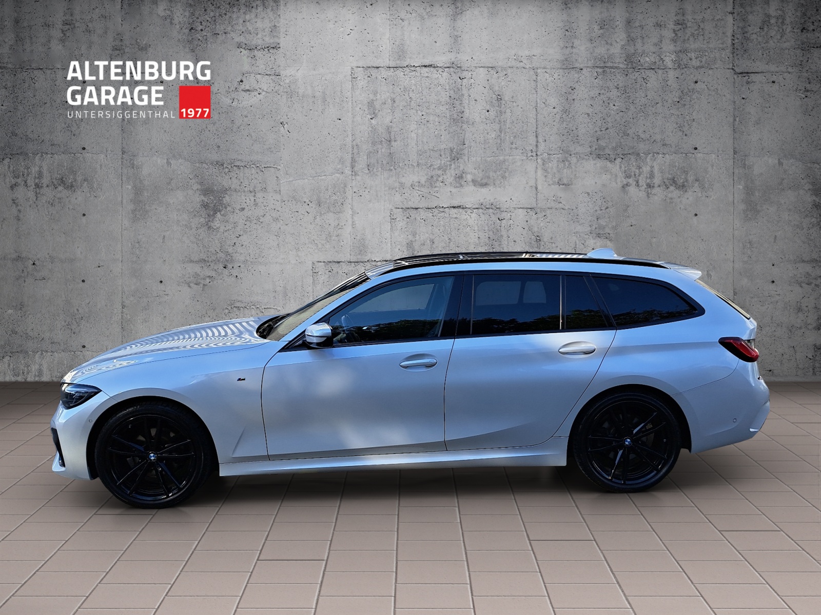 BMW 320d Touring xDrive SAG-image-1