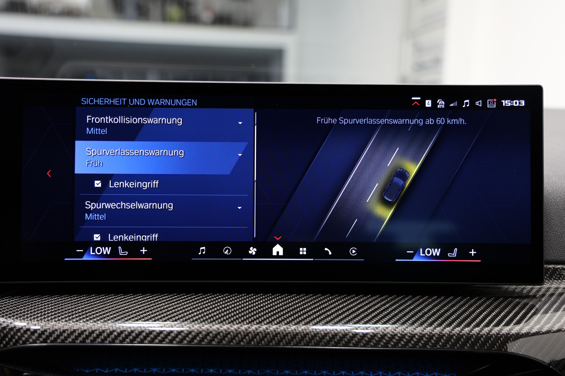 BMW M3 Touring xDrive Competition M LCI *BMW Werksgarantie bis 05.2030*Carbon Interieur*-image-29
