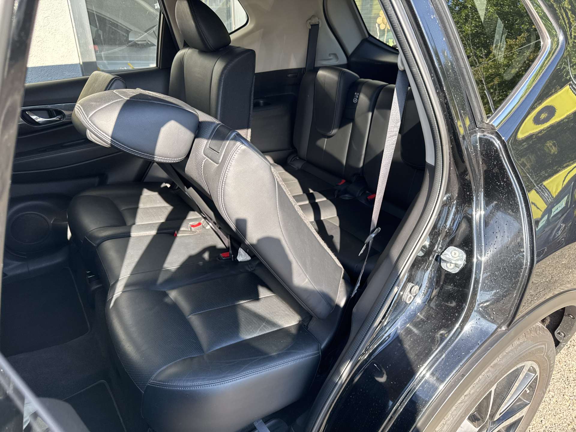 NISSAN X-Trail 1.6 dCi Tekna 7-Plätzer Automat-image-7