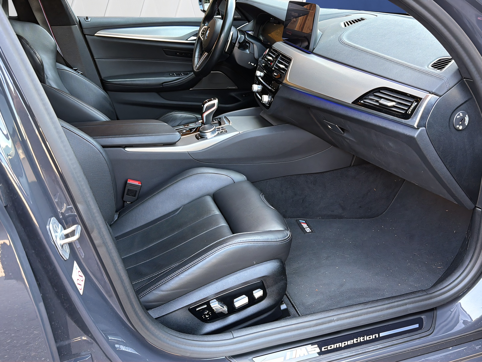 BMW M5 xDrive Competition Drivelogic-image-10