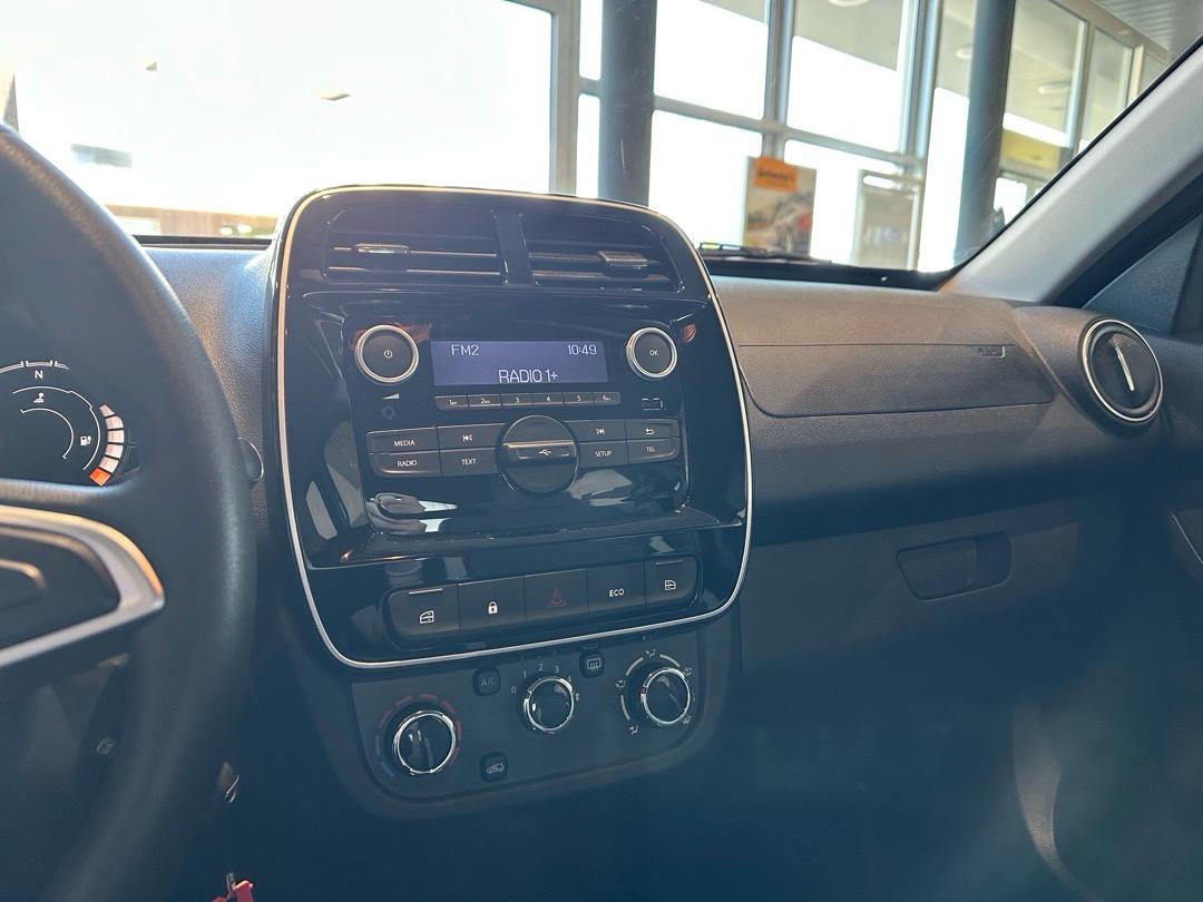 DACIA Spring 27 kWh Essential-image-13