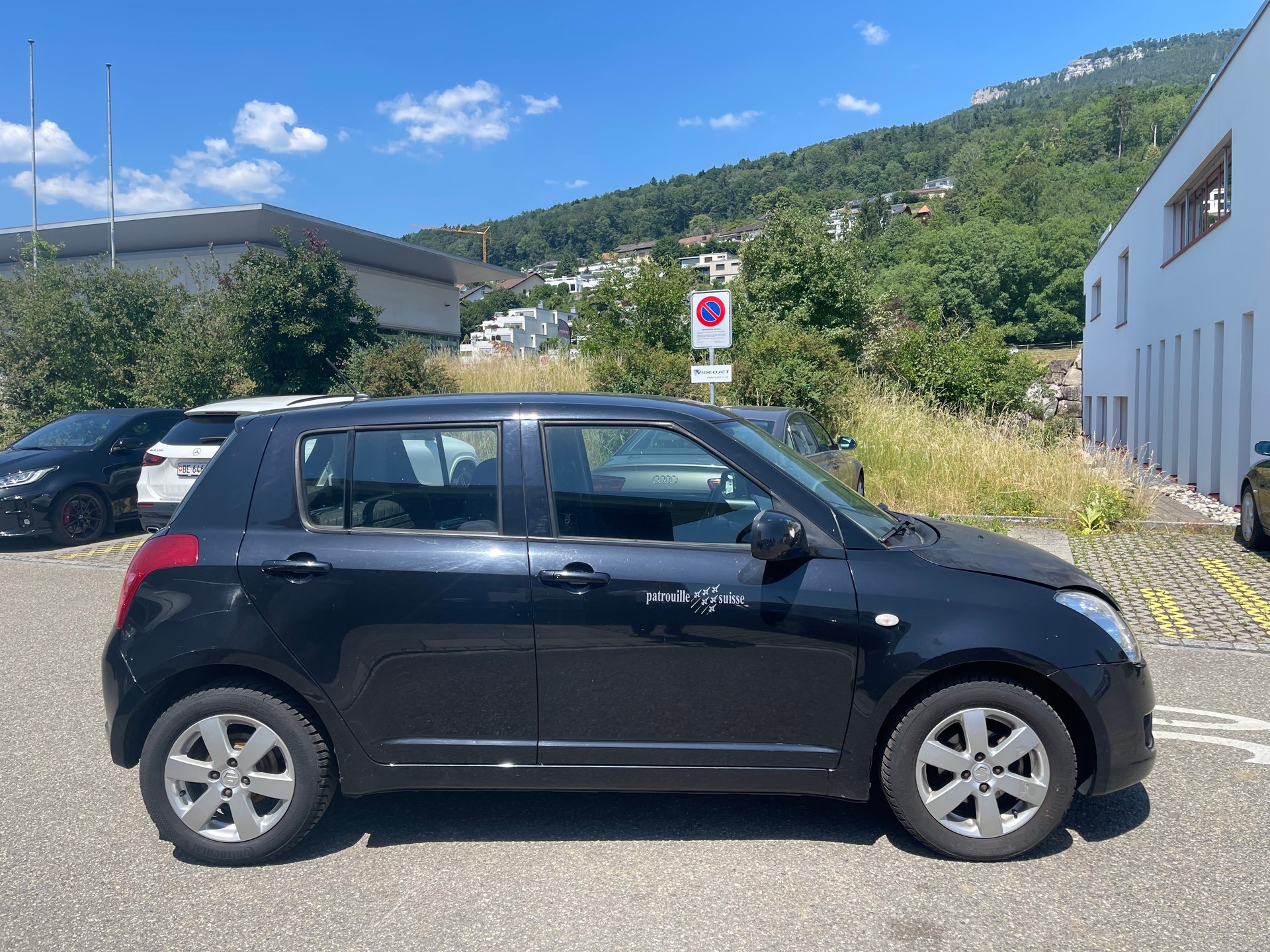 SUZUKI Swift 1.3i 16V GL Top 4x4-image-6