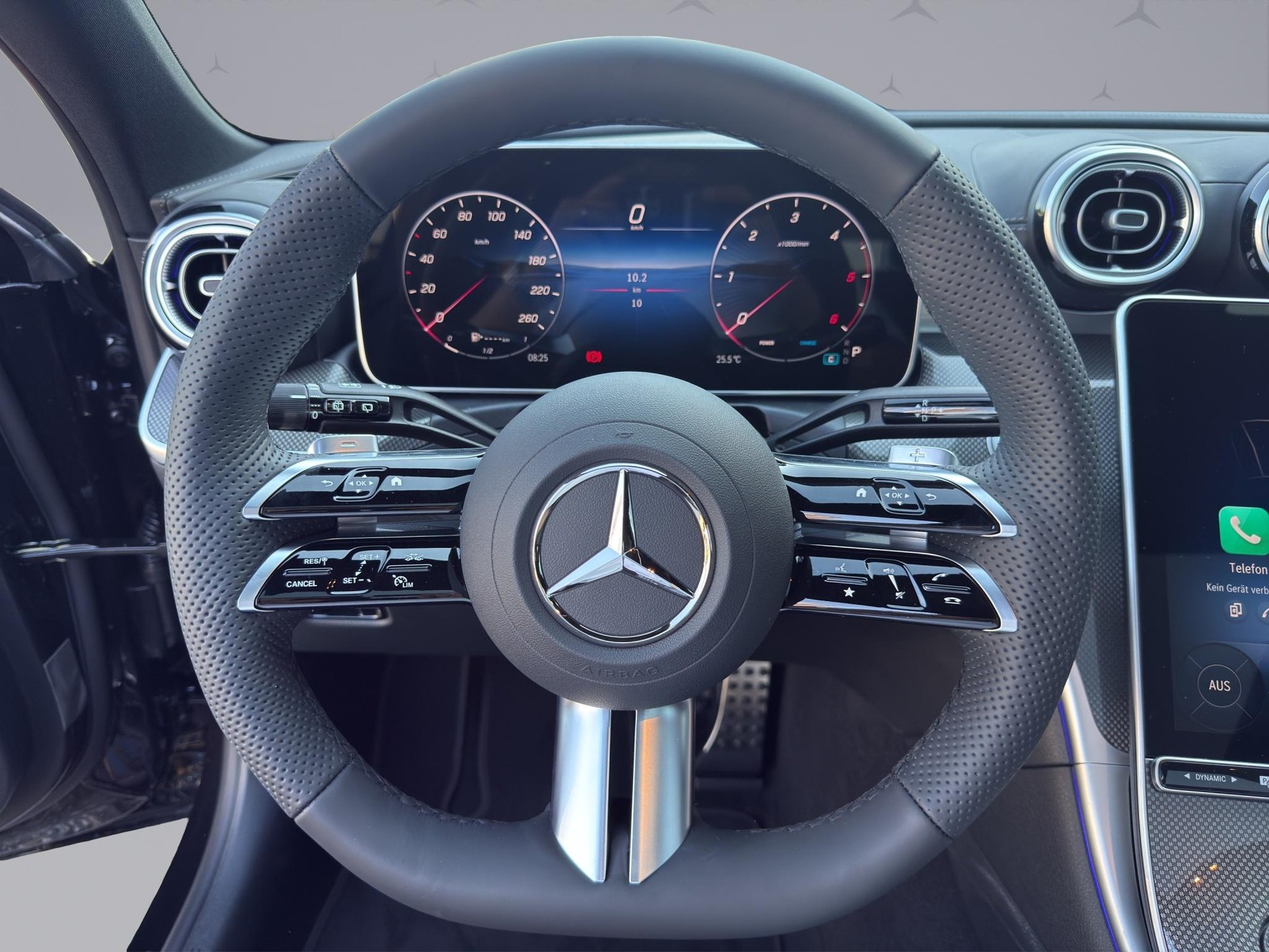 MERCEDES-BENZ C 220 d Swiss Star AMG Line 4matic Kombi-image-9