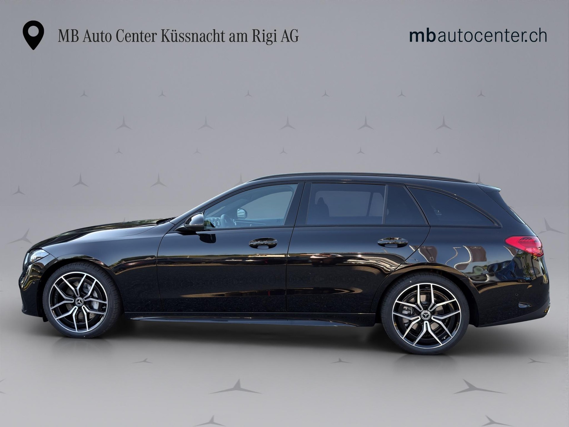 MERCEDES-BENZ C 220 d Swiss Star AMG Line 4matic Kombi-image-2