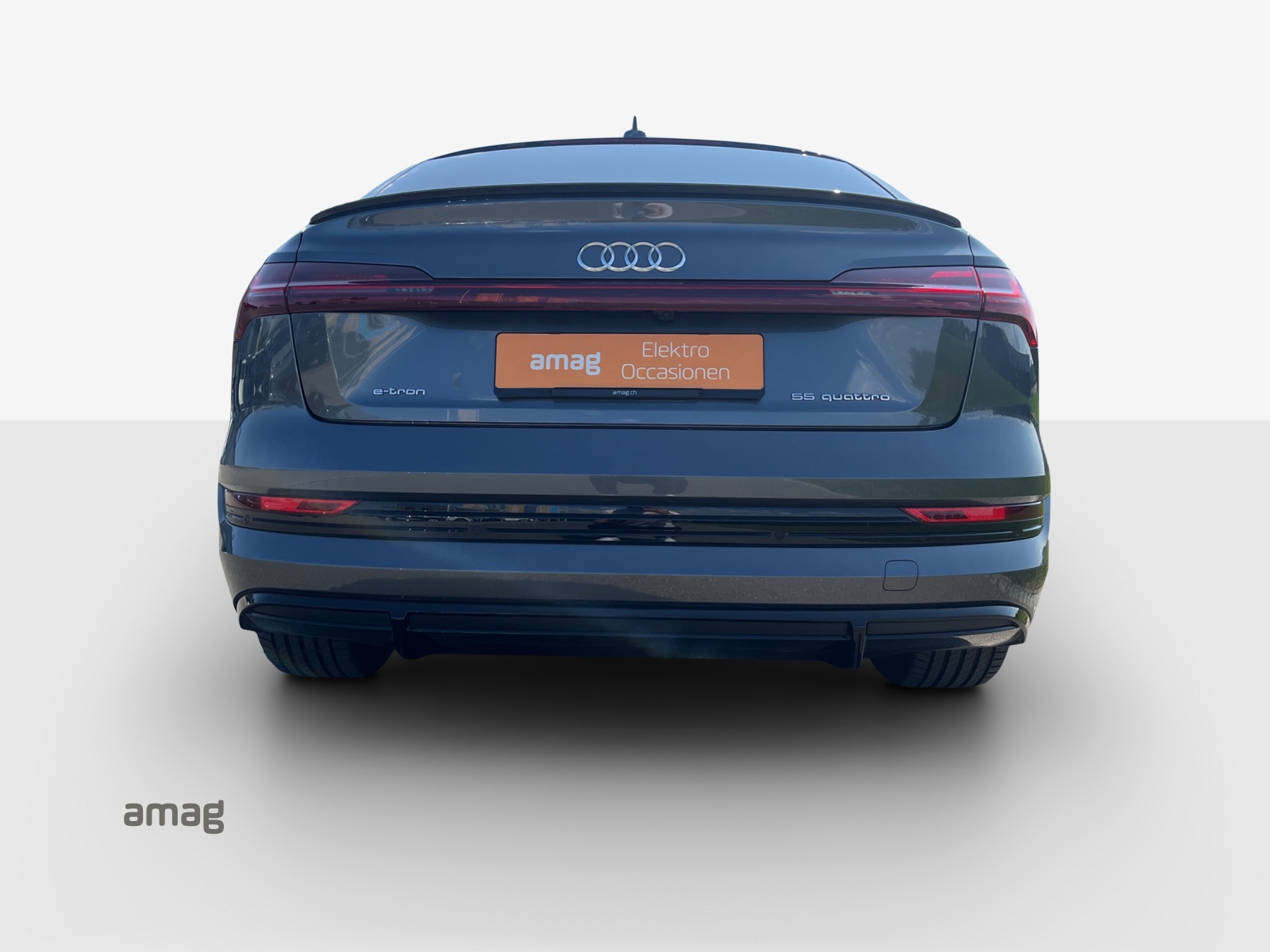 AUDI e-tron 55 Sportback S Line quattro-image-3
