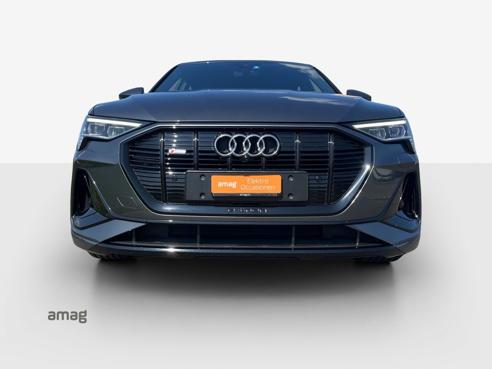 AUDI e-tron 55 Sportback S Line quattro-image-6