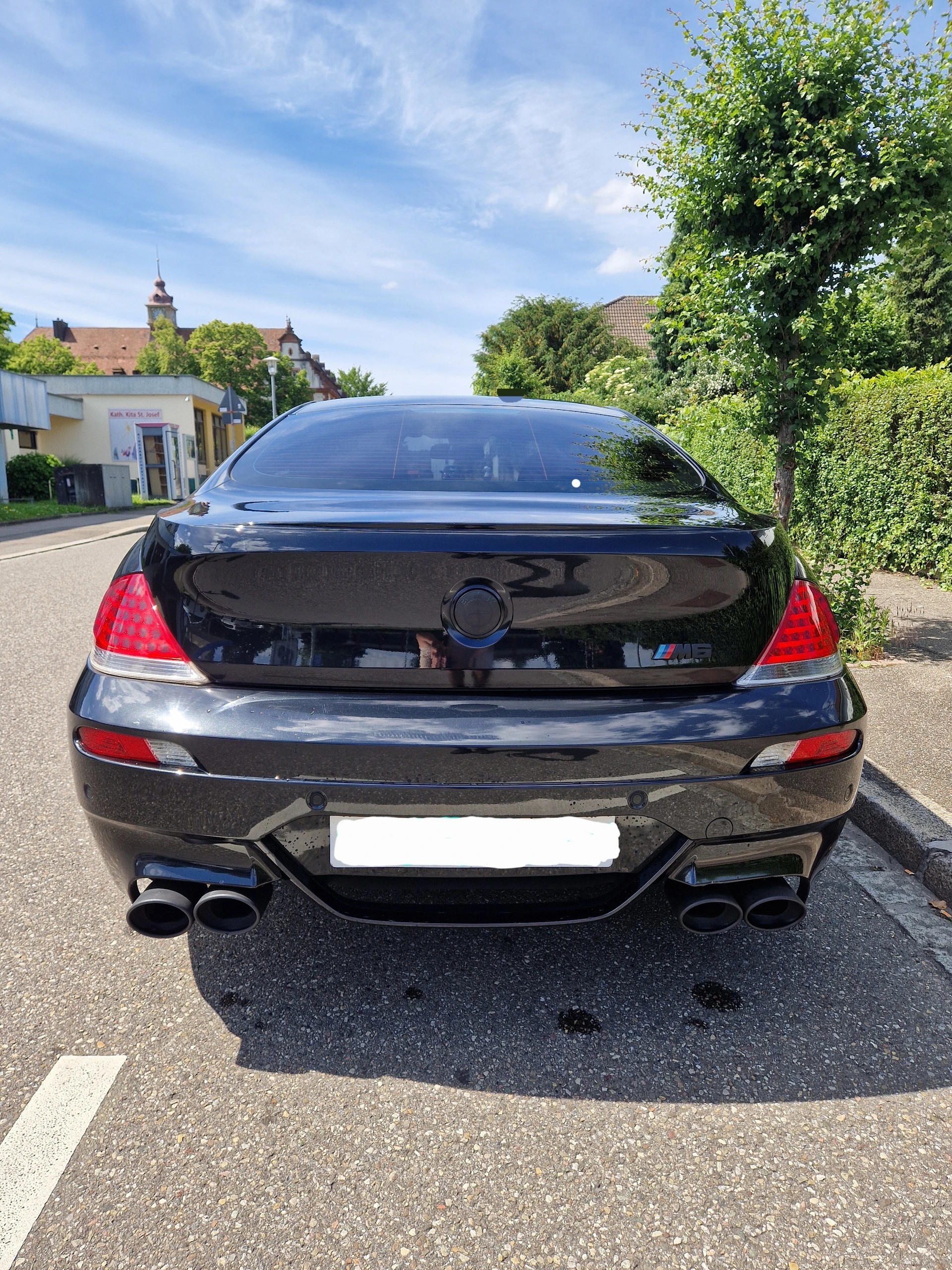 BMW M6-image-3