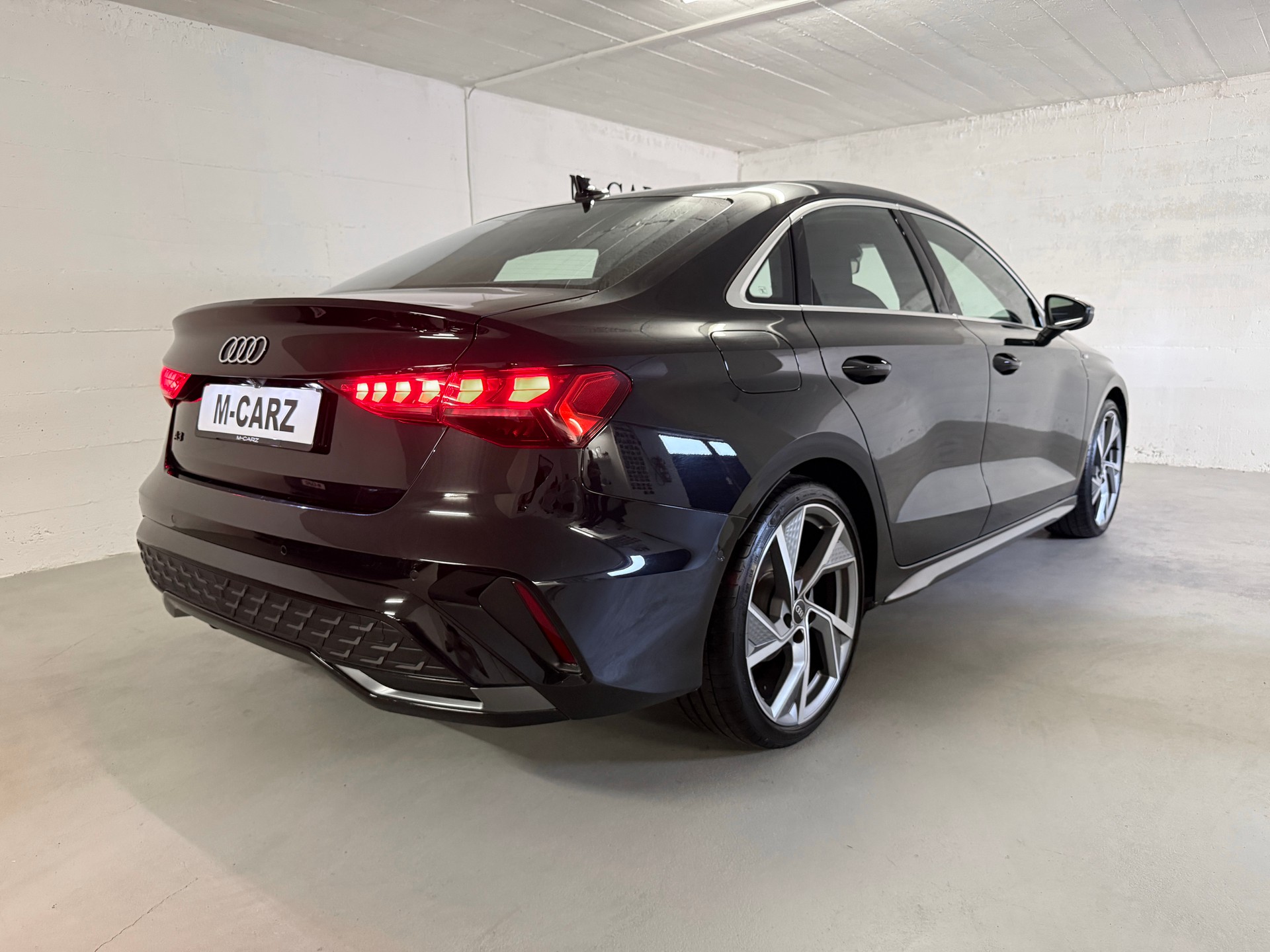 AUDI A3 Limousine 35 TFSI S-Line S-tronic *Garantie Audi 07/2028*-image-0