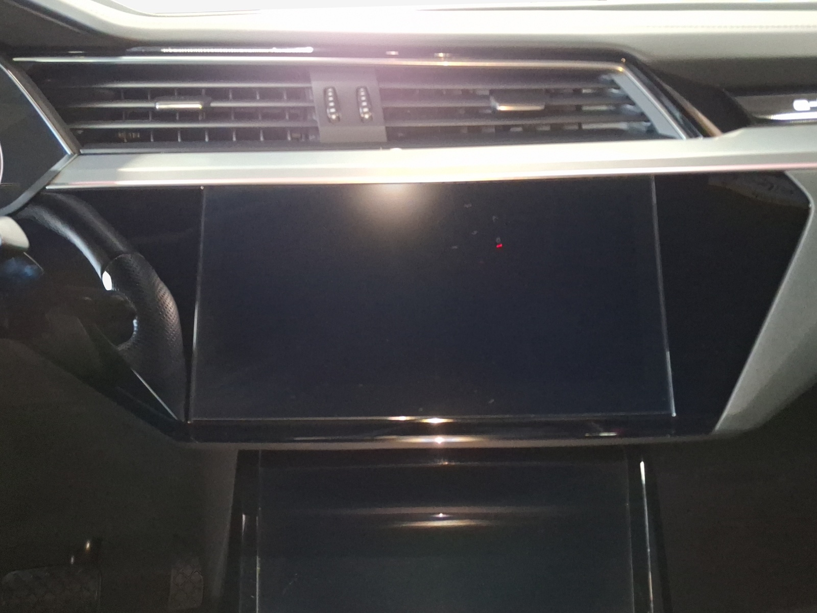 AUDI e-tron 55 Sportback S Line Black Edition quattro-image-11