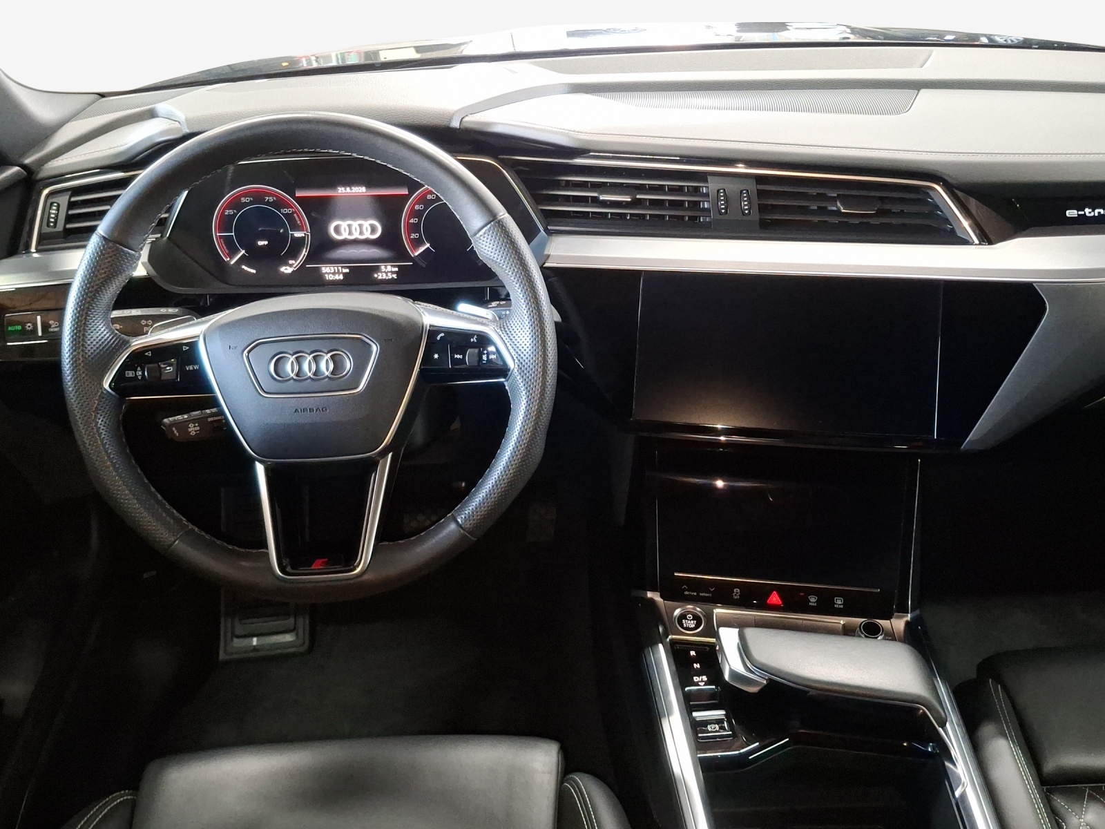 AUDI e-tron 55 Sportback S Line Black Edition quattro-image-9