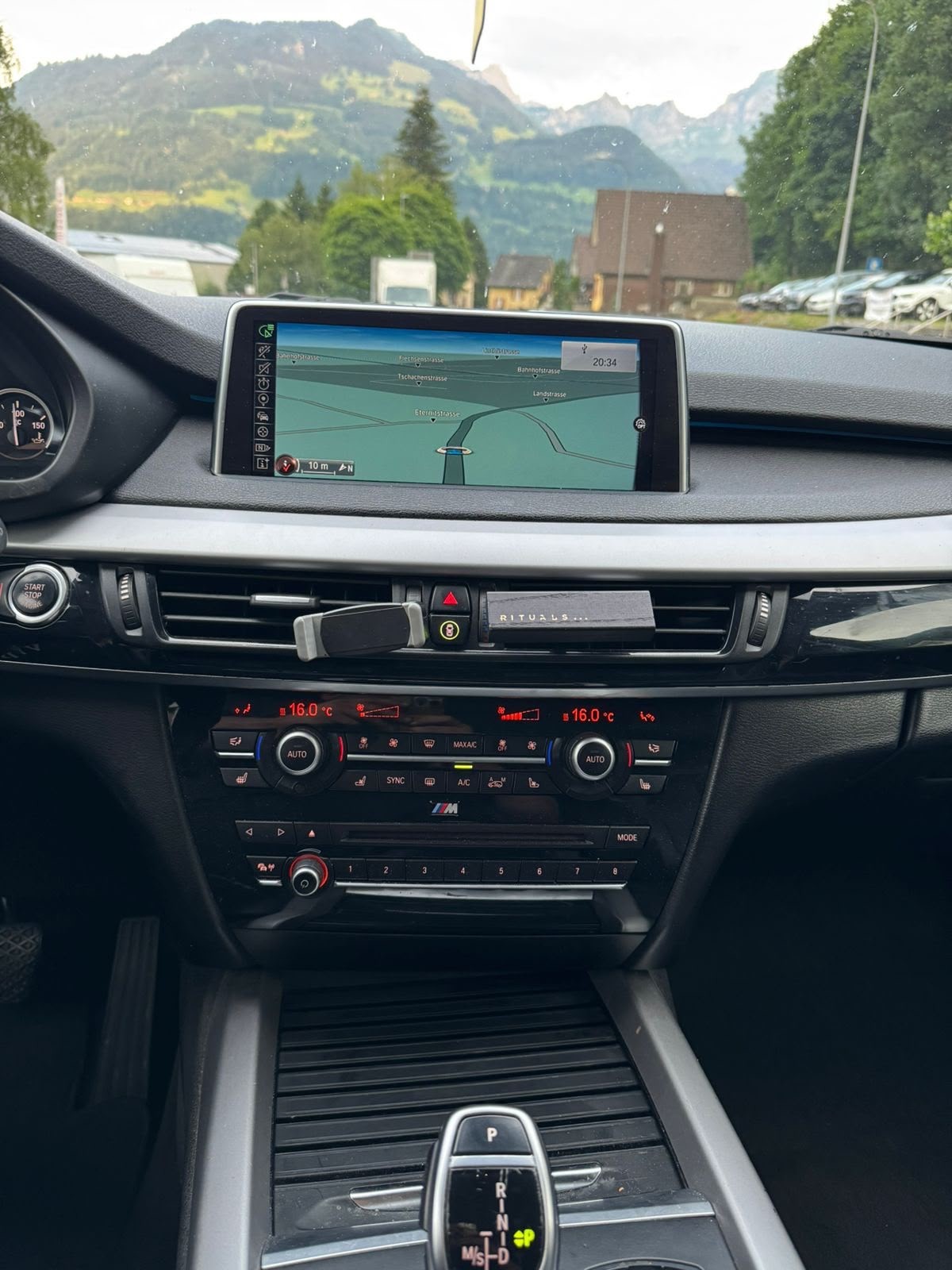 BMW X5 xDrive 30d Steptronic-image-9