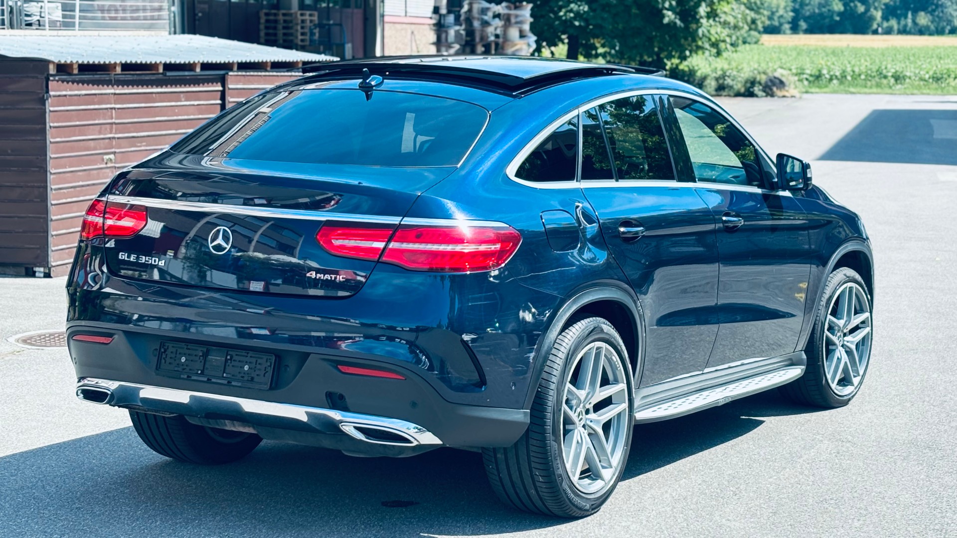 MERCEDES-BENZ GLE Coupé 350 d OrangeArt Edition 4Matic 9G-Tronic-image-2
