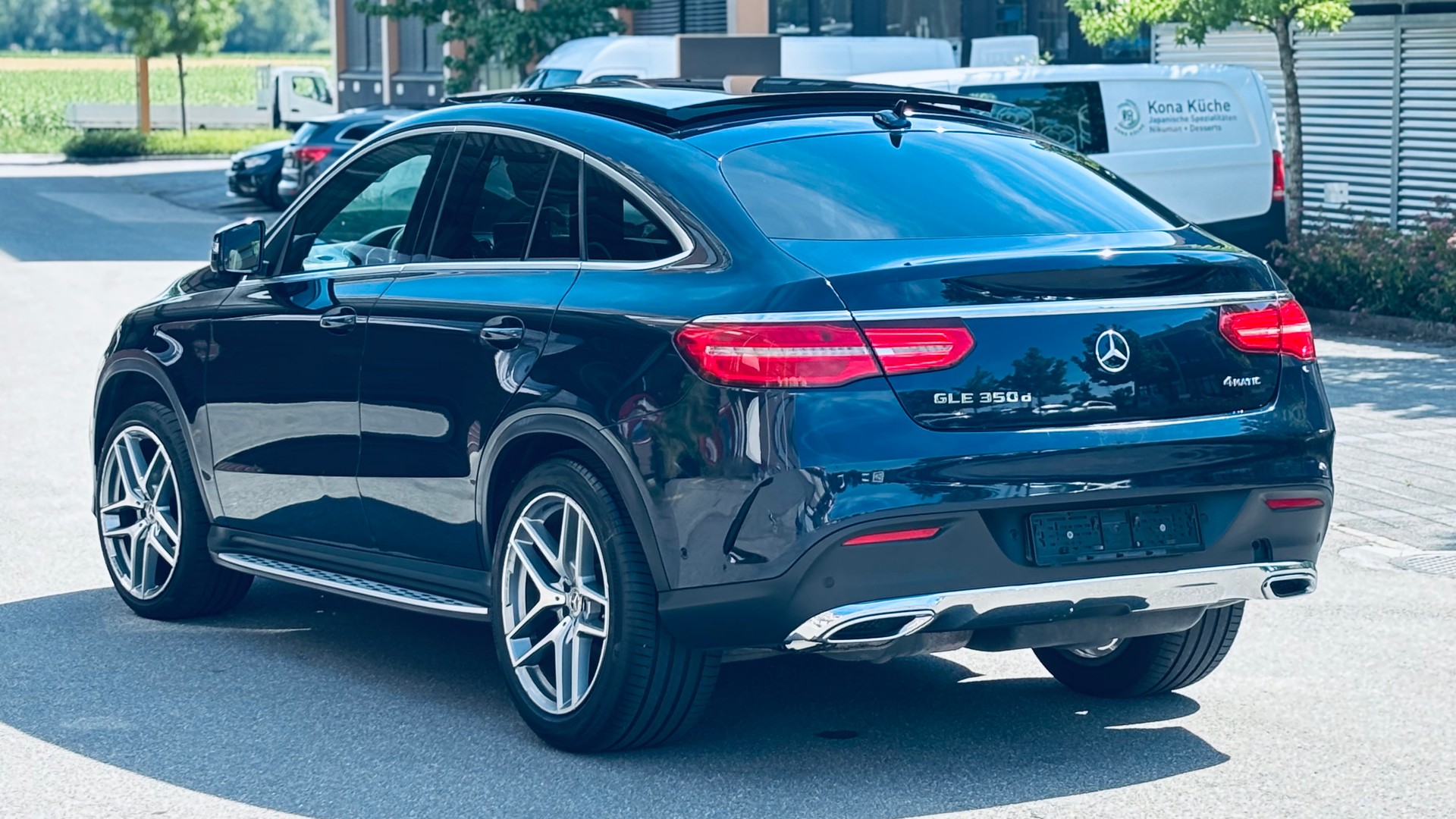 MERCEDES-BENZ GLE Coupé 350 d OrangeArt Edition 4Matic 9G-Tronic-image-3