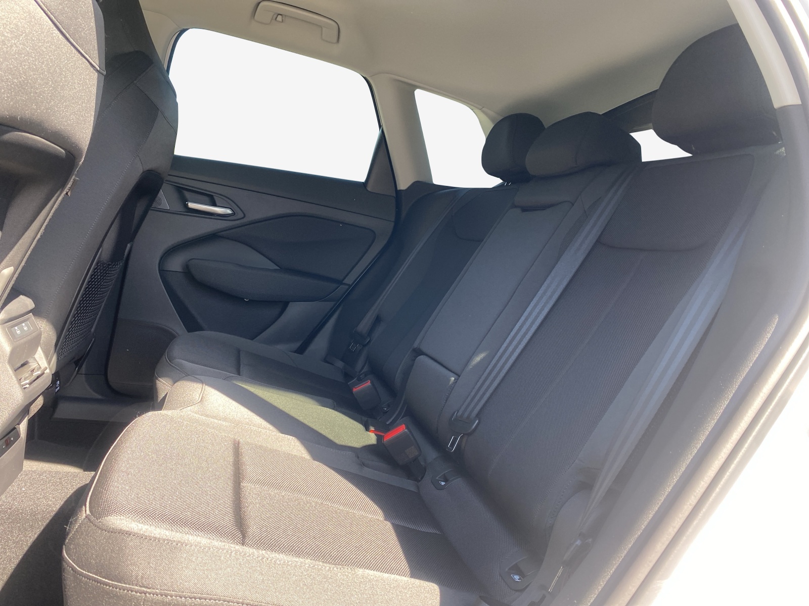 AUDI Q3 SUV 110 kW TFSI S tronic-image-11