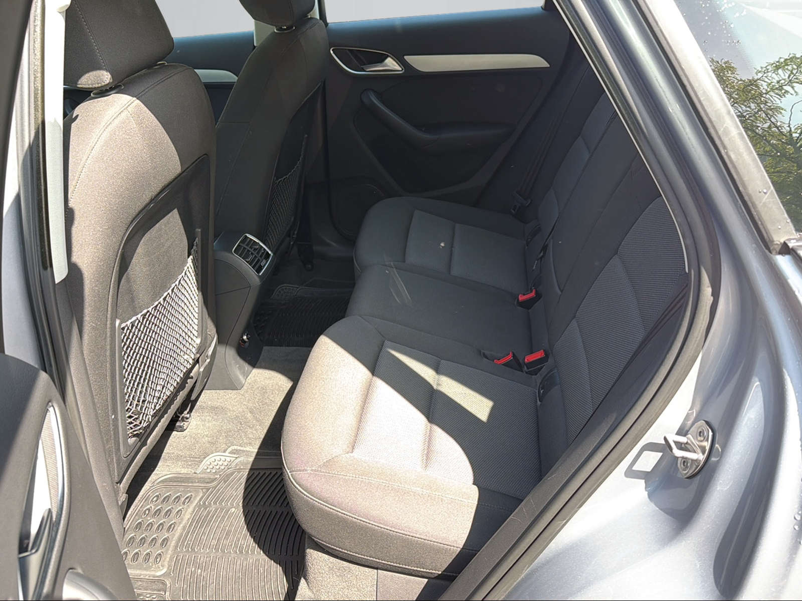 AUDI Q3 1.4 TFSI S-tronic-image-11