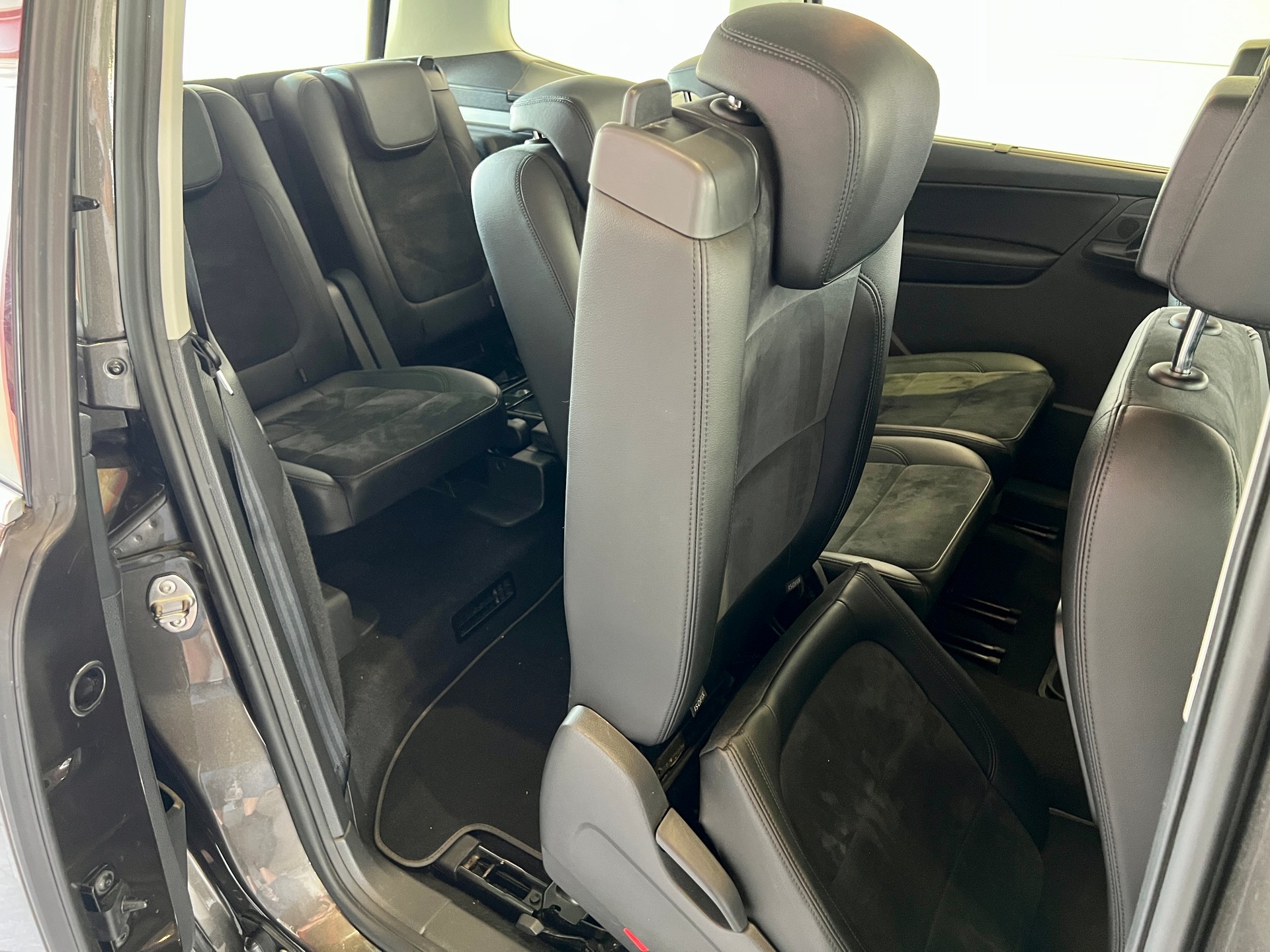 SEAT Alhambra 2.0 TDI Style DSG-image-14