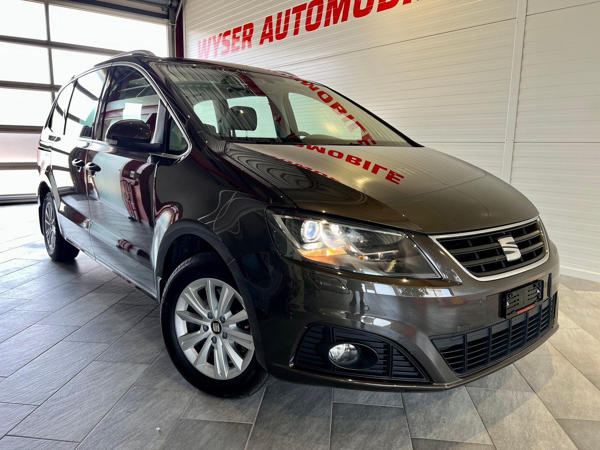 SEAT Alhambra 2.0 TDI Style DSG-image-2