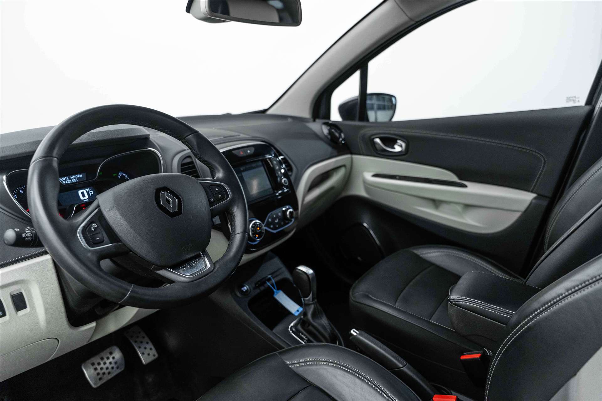RENAULT Renault Captur 120 EDC Automat! Intens mit Leder!-image-6