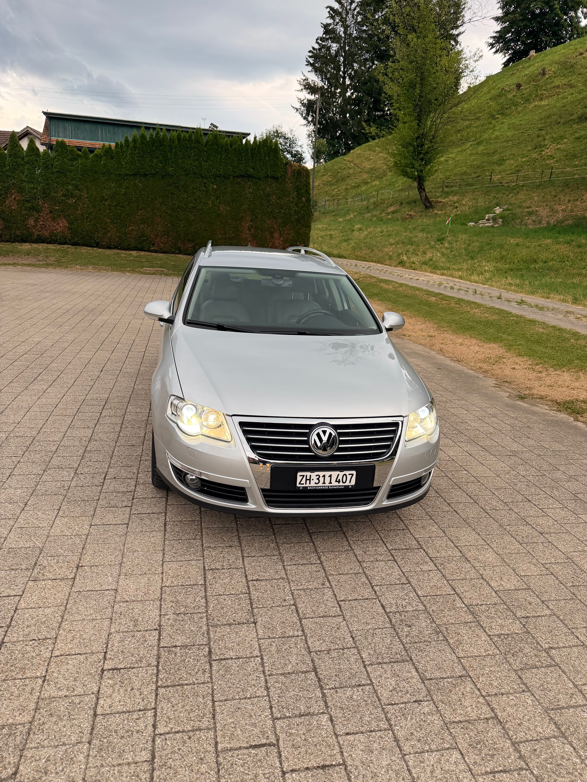 VW 1.8 TSI Trendline-image-2