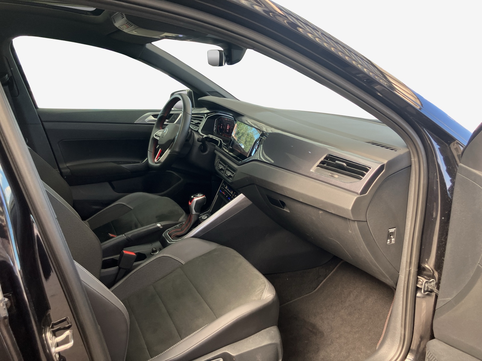 VW Polo 2.0 TSI GTI DSG-image-14
