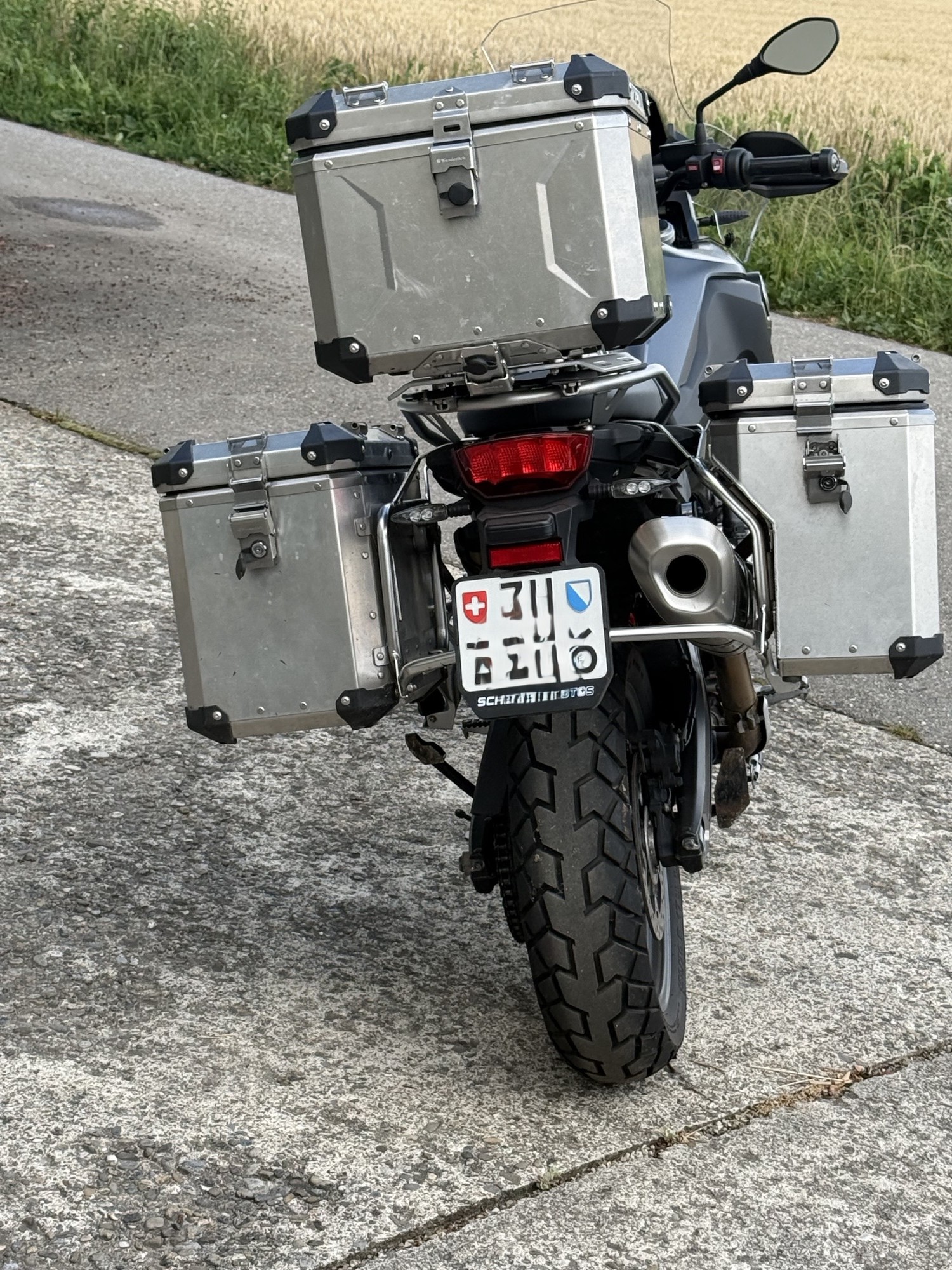 BMW F 750 GS ABS-image-4