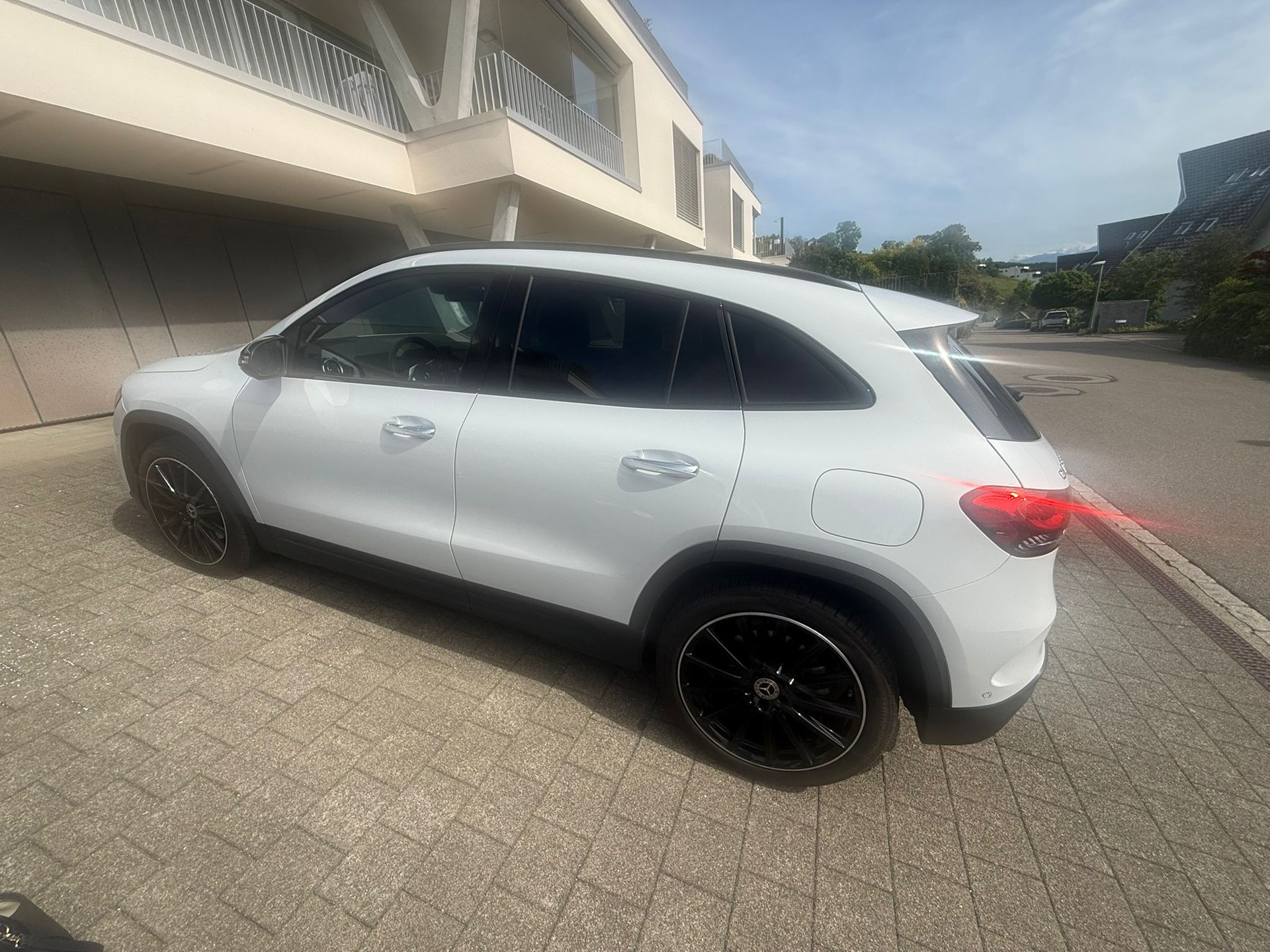 MERCEDES-BENZ GLA AMG line-image-0