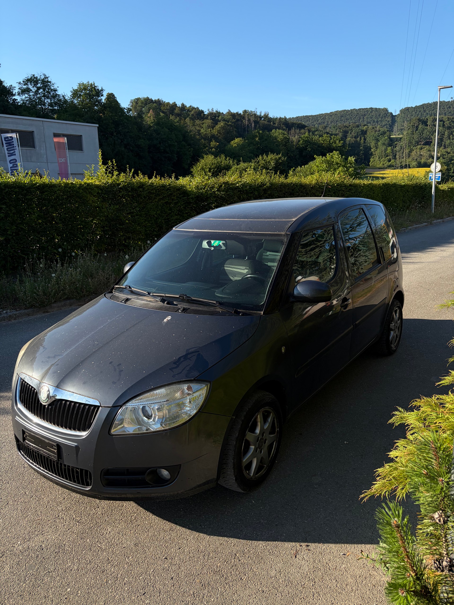 SKODA Roomster 1.6 Magic-image-0