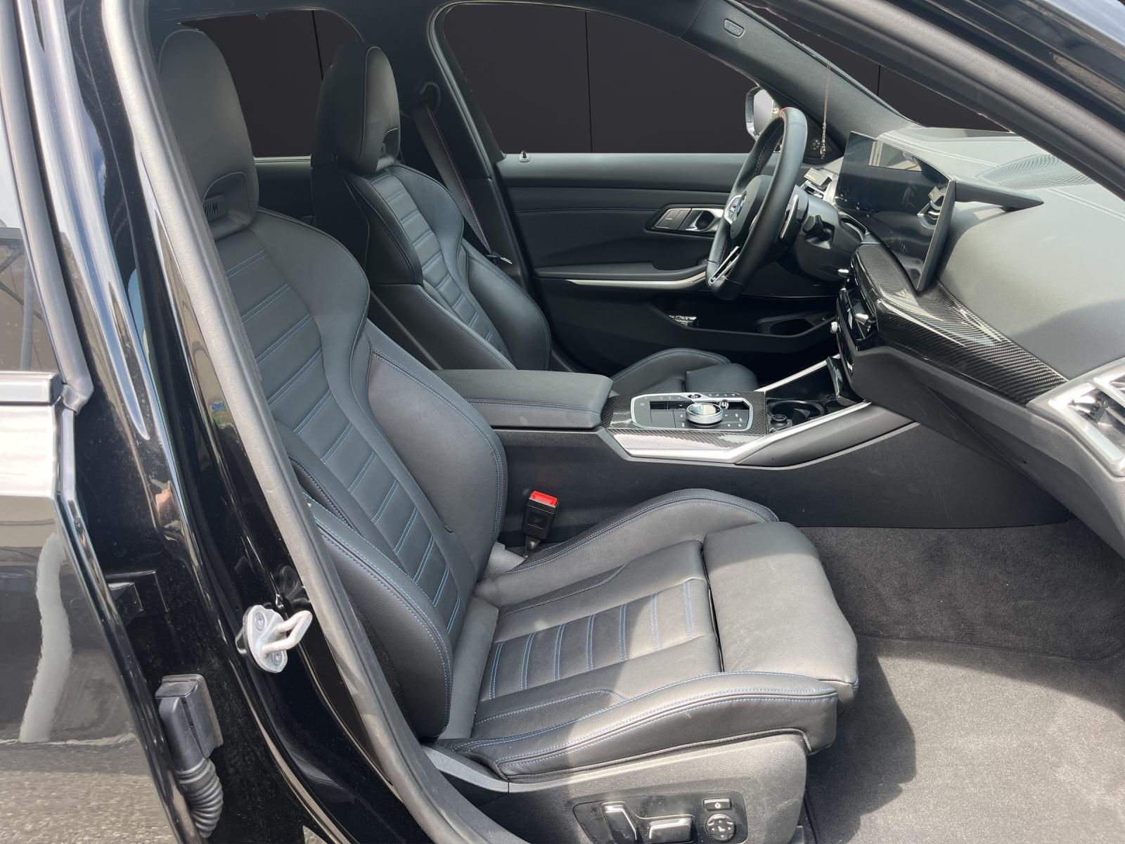 BMW M340i xDrive Touring-image-14