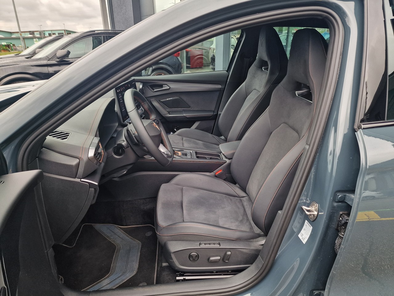 CUPRA Formentor 1.5 TSI DSG-image-9