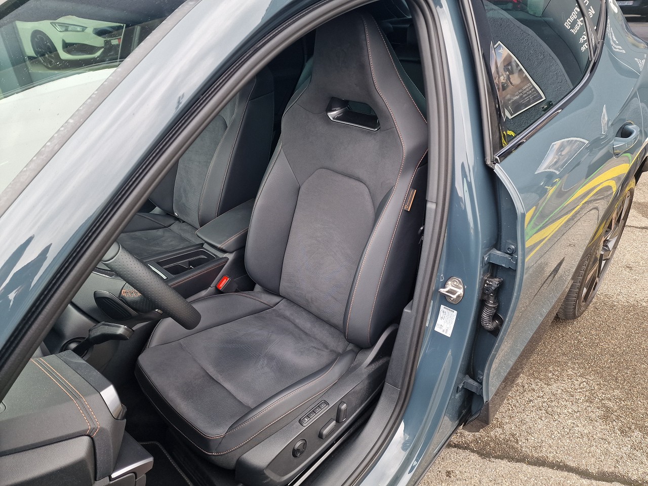 CUPRA Formentor 1.5 TSI DSG-image-10