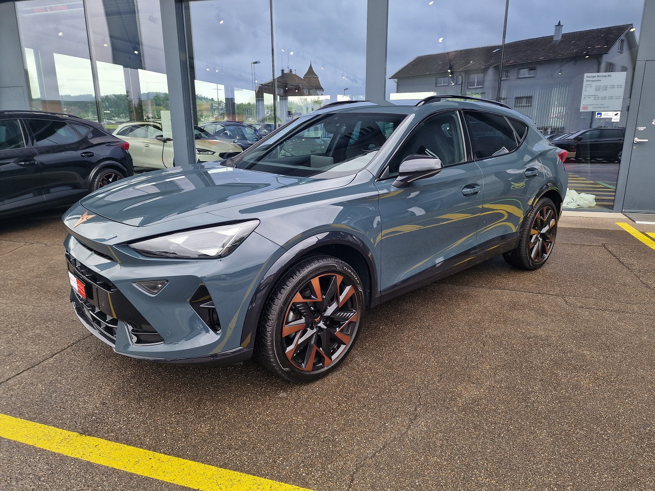 CUPRA Formentor 1.5 TSI DSG-showroom-element-1