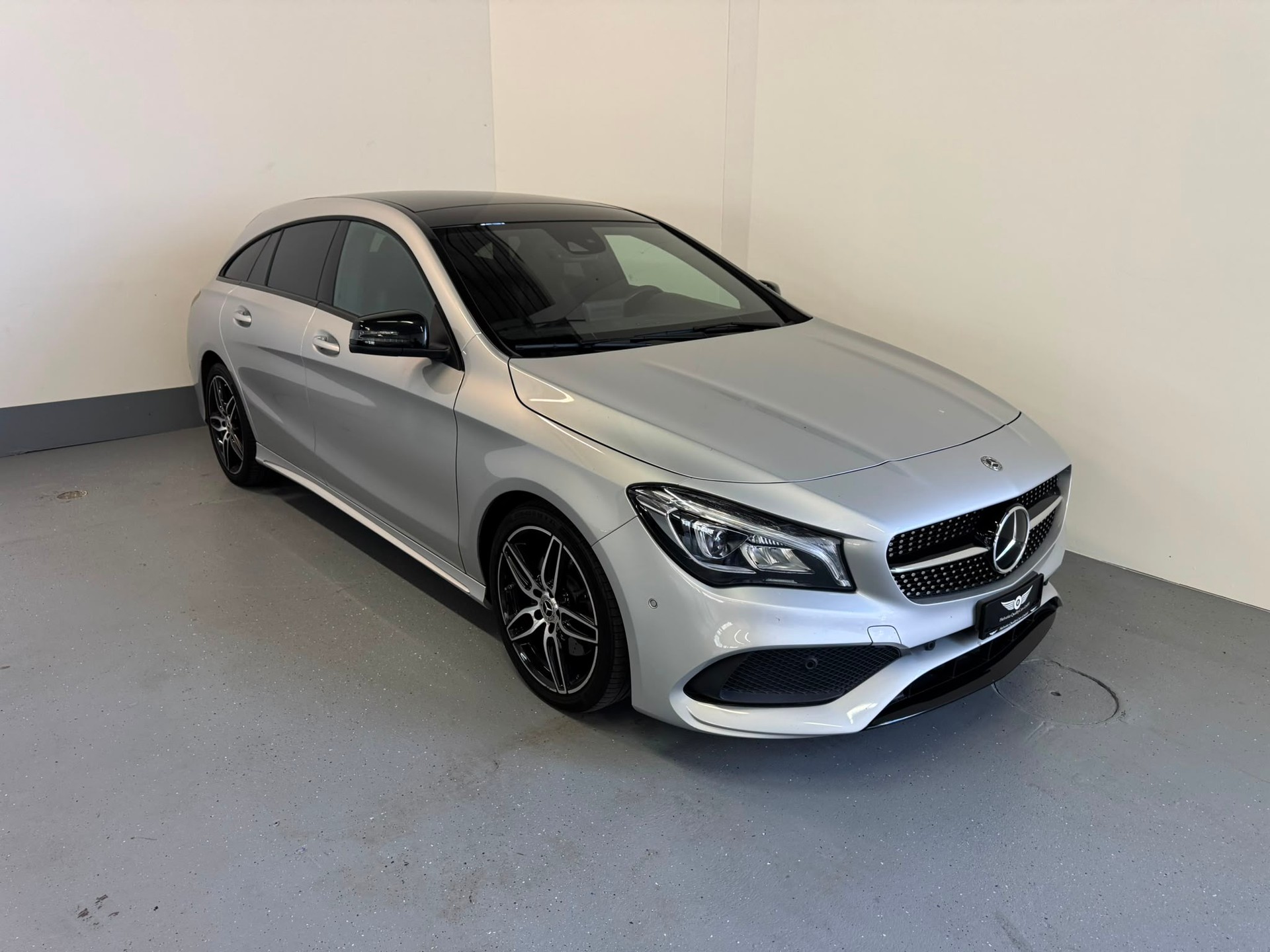 MERCEDES-BENZ CLA Shooting Brake 250 AMG Line 4Matic 7G-DCT-image-1