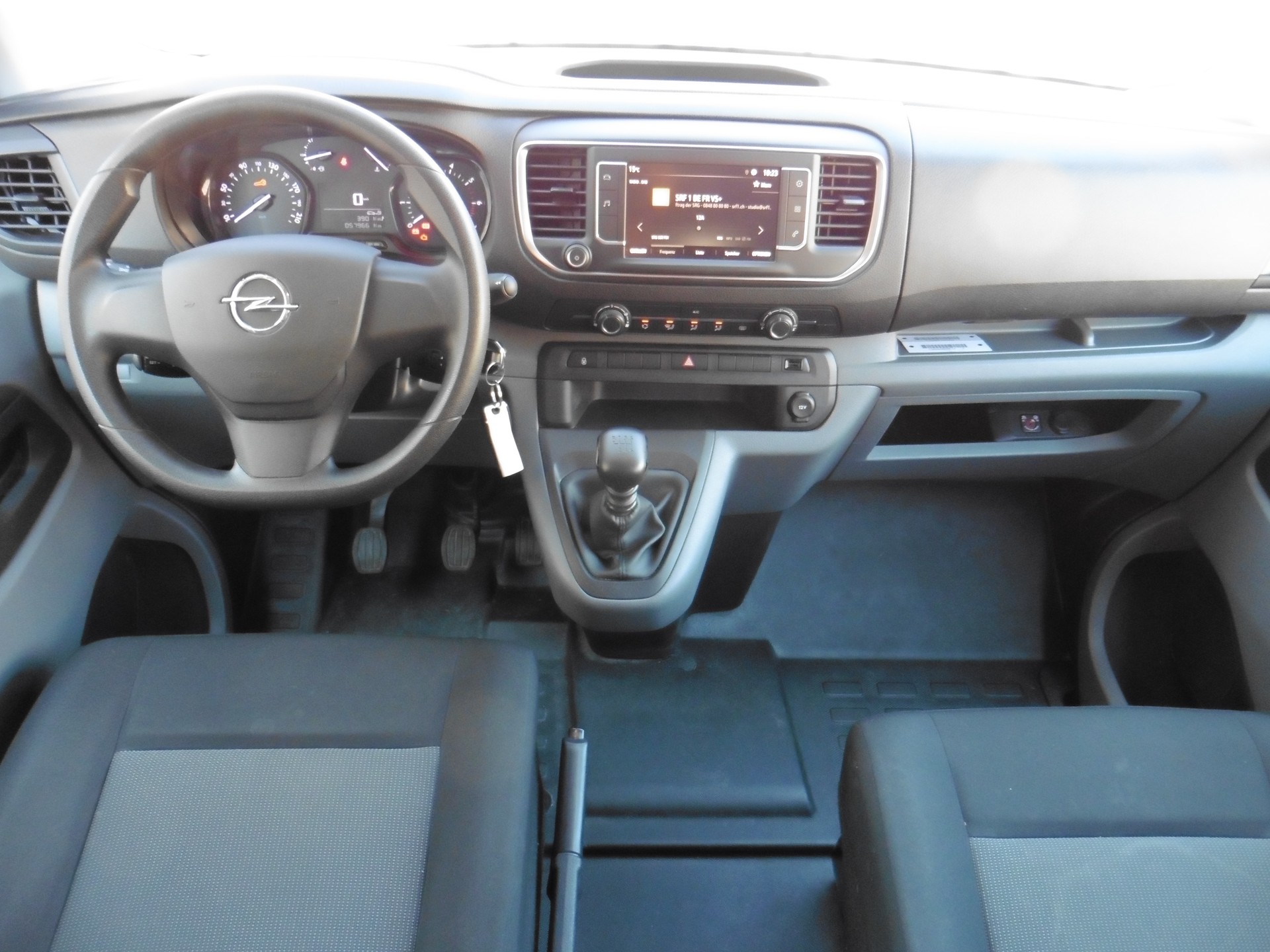 OPEL Vivaro Combi 2.0 CDTI Essentia s/s M Aut.-image-7